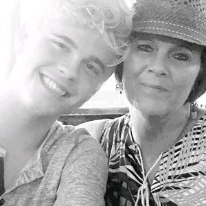 Meet your Posher, Rhonda